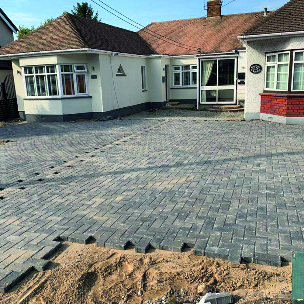JD Services Driveways, Block paving, Landscaping, Patio slabs, Artificial grass, Fascia's, cladding, southend, essex